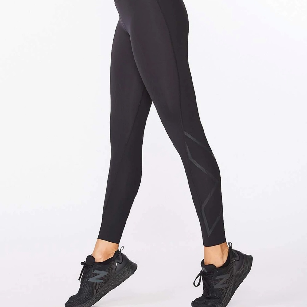 Excellent condition 2XU compression leggings